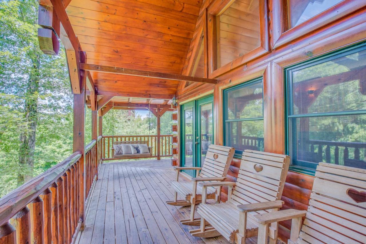 Hemlock Manor, 3 Bedrooms, Sleeps 10, Wifi, Game Room, Hot Tub, Fireplace Gatlinburg Exterior photo